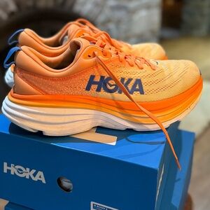 Hoka Bondi 8